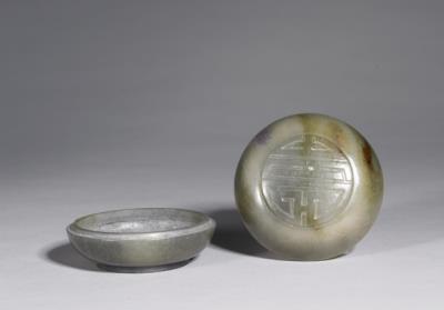 图片[2]-Jade round box with “shou (longevity)”character, Qing dynasty (1644-1911)-China Archive